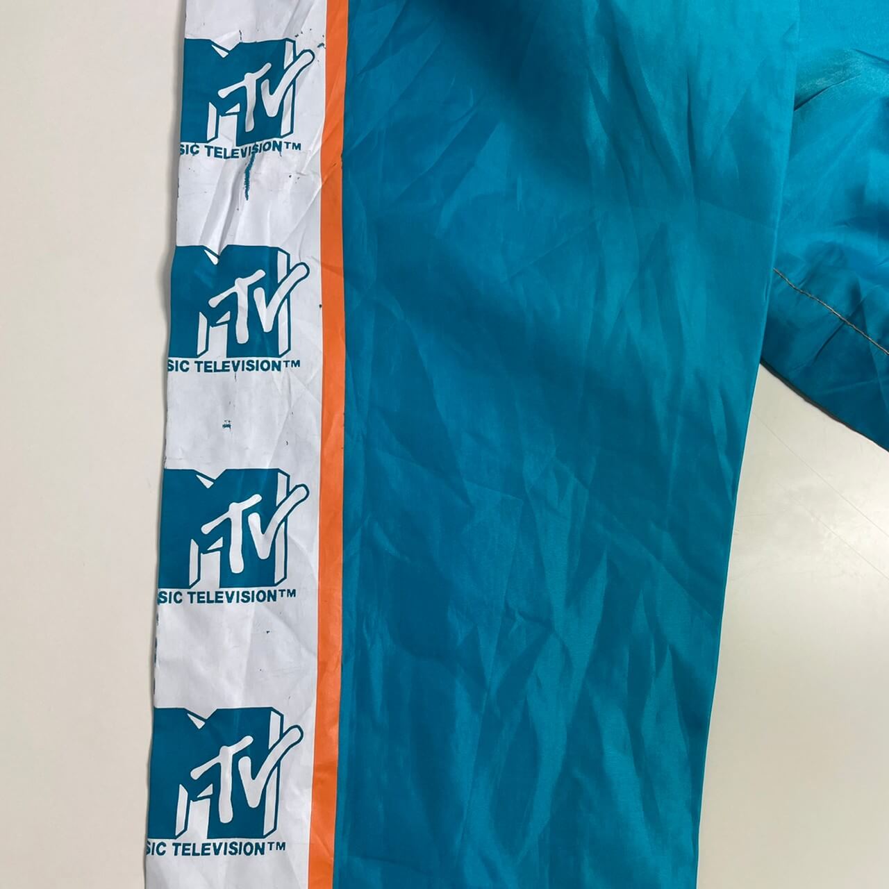 MTV マイアミカラー ドルフィンズ 袖プリント アノラックパーカー 詳細3
