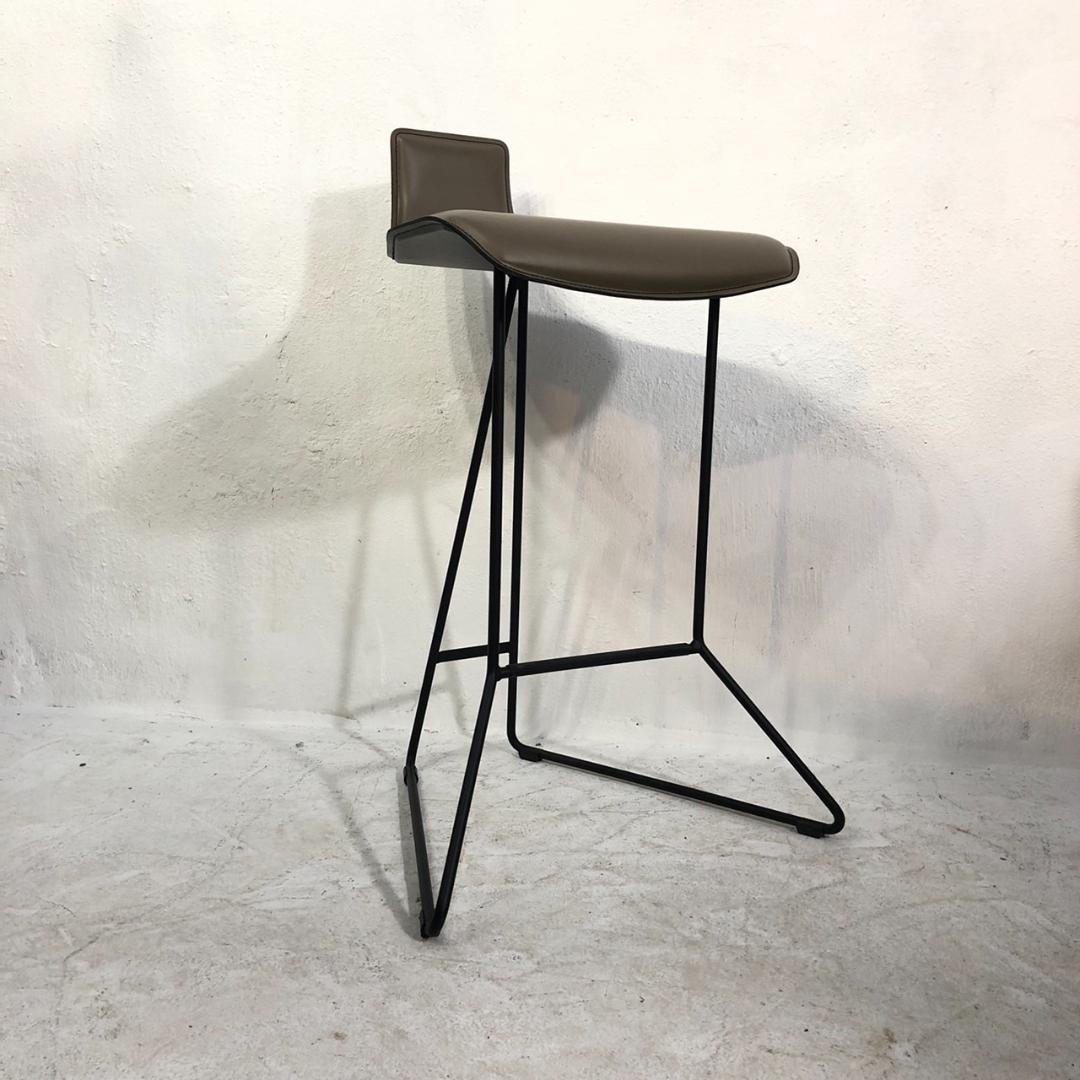 Pepe cattelan italia レザーカウンタースツール 2脚セット 詳細2