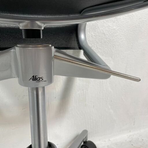Cassina ixc. アリアス スウィベルチェア 詳細4