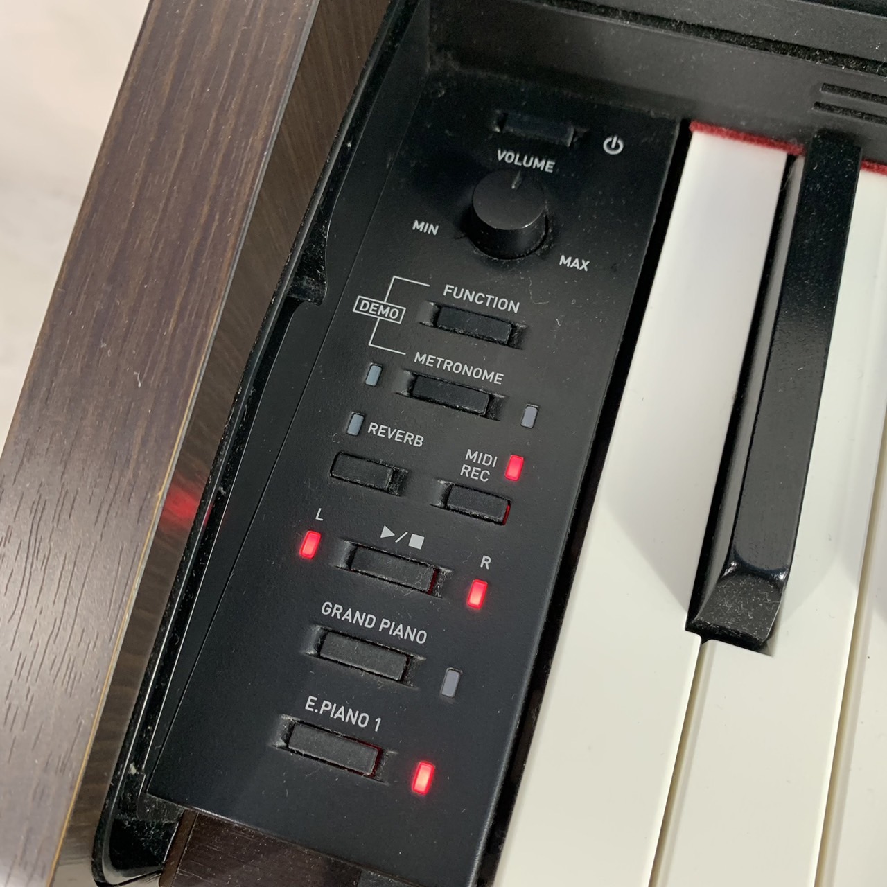 CASIO 88鍵盤 電子ピアノ PX-770BN 2021年製 詳細3