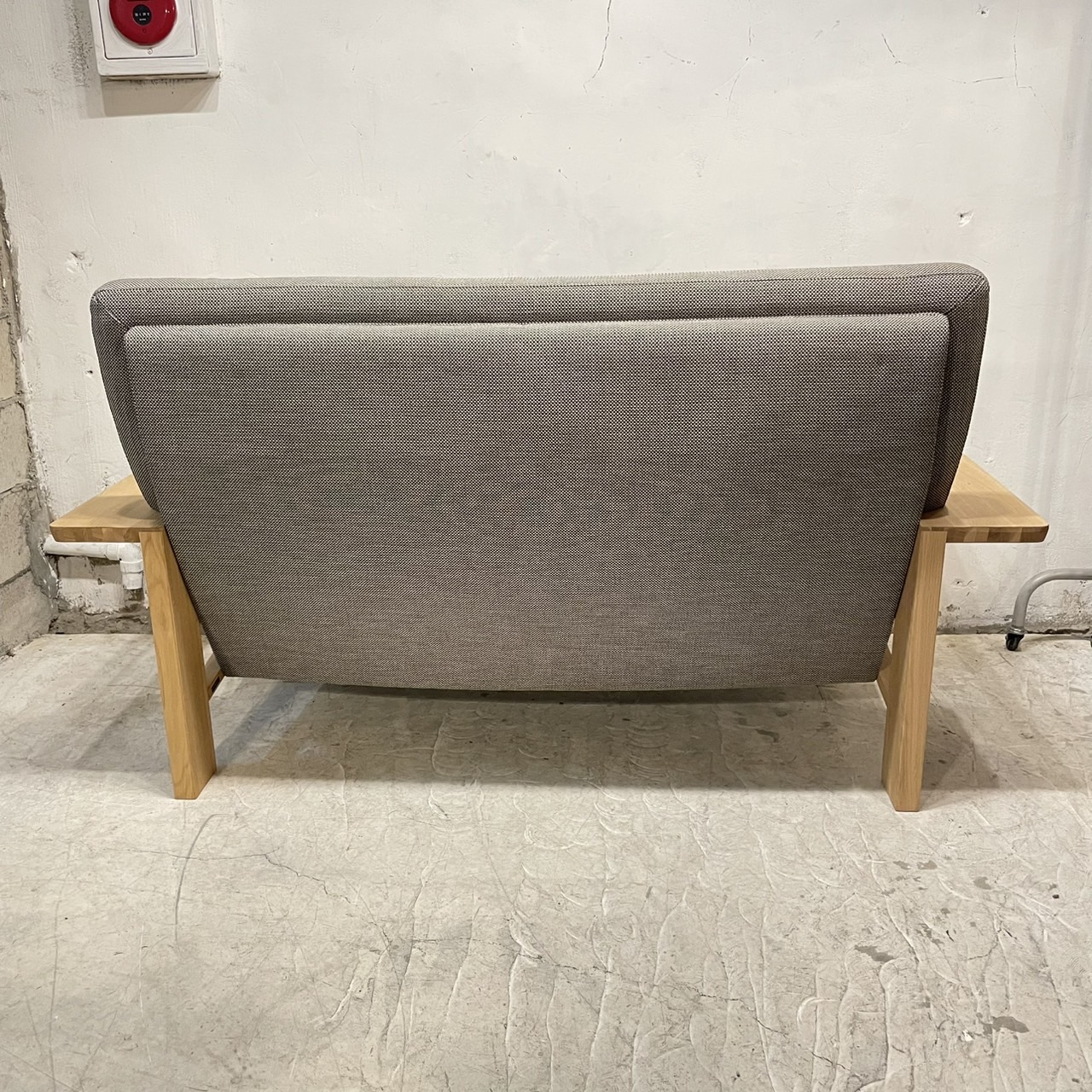 karimoku 2p sofa 平織布張 WT3612BEK 詳細2