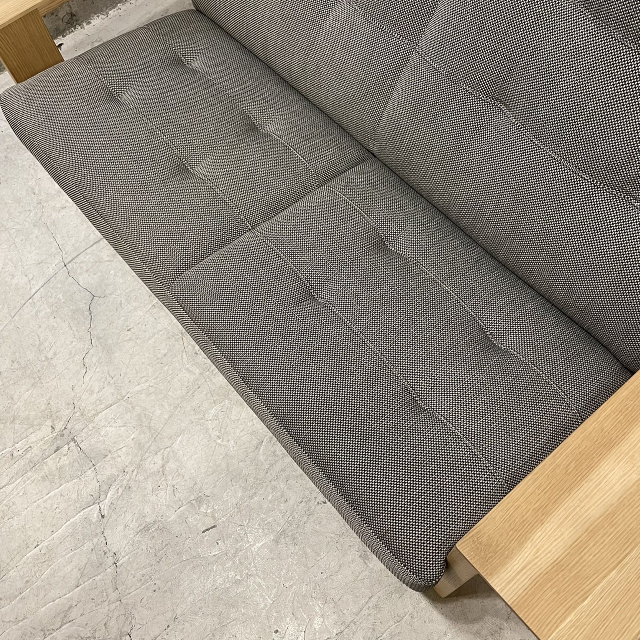 karimoku 2p sofa 平織布張 WT3612BEK 詳細4