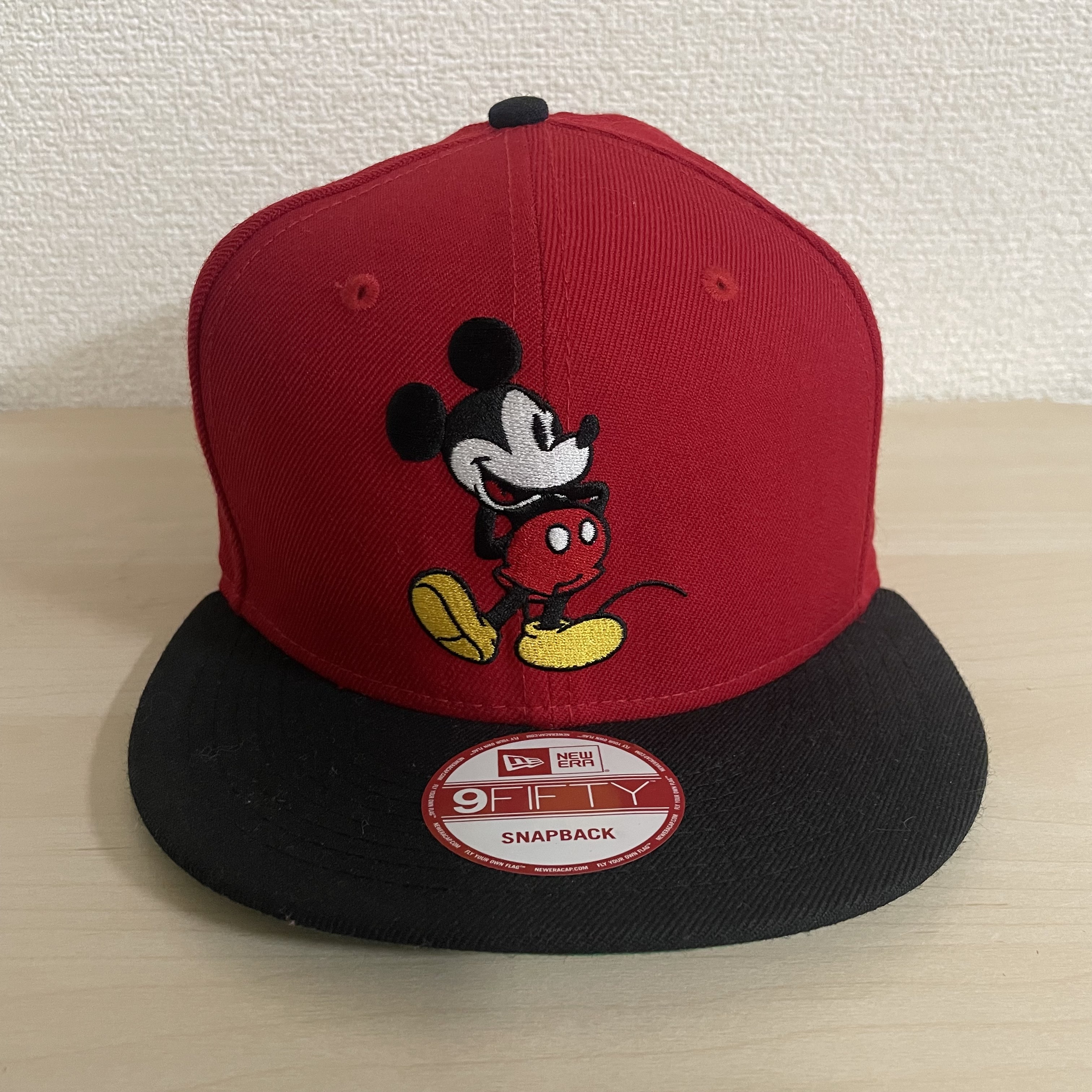 NEW ERA×DISNEY キャップ レッド×ブラック ミッキー フリーサイズ