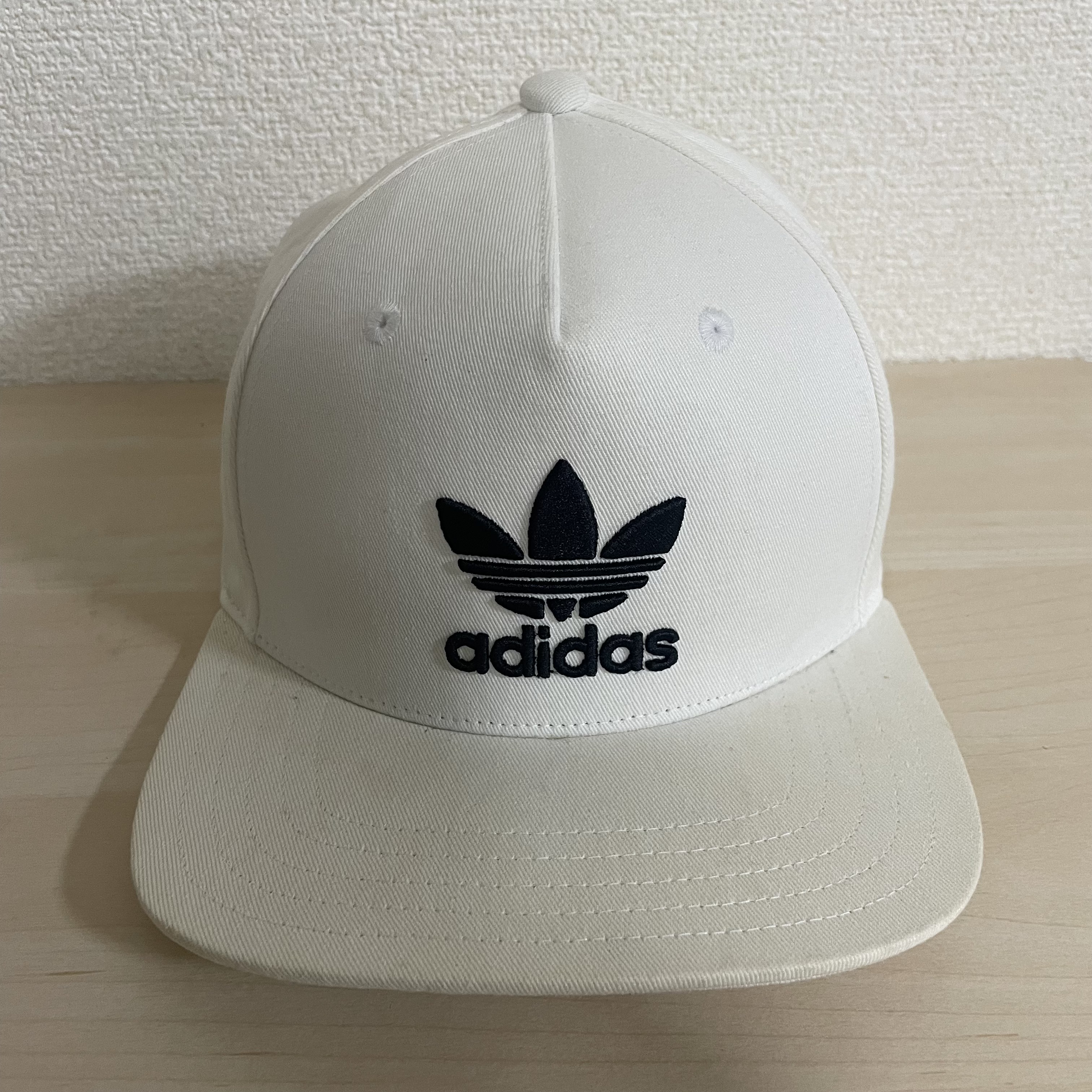 adidas キャップ ホワイト 無地