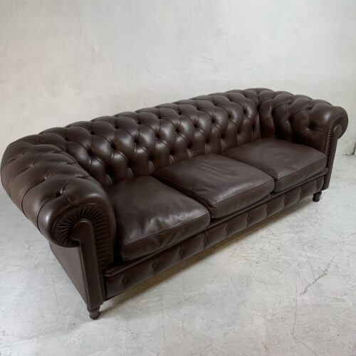 Chesterfield-style leathersofa 詳細2