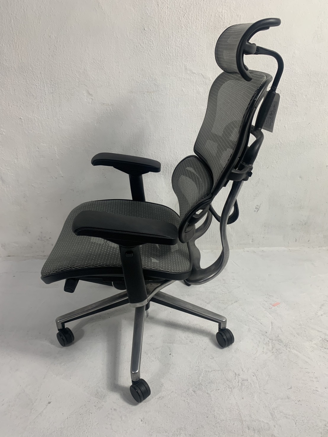 Ergohuman basic mesh chair 詳細2