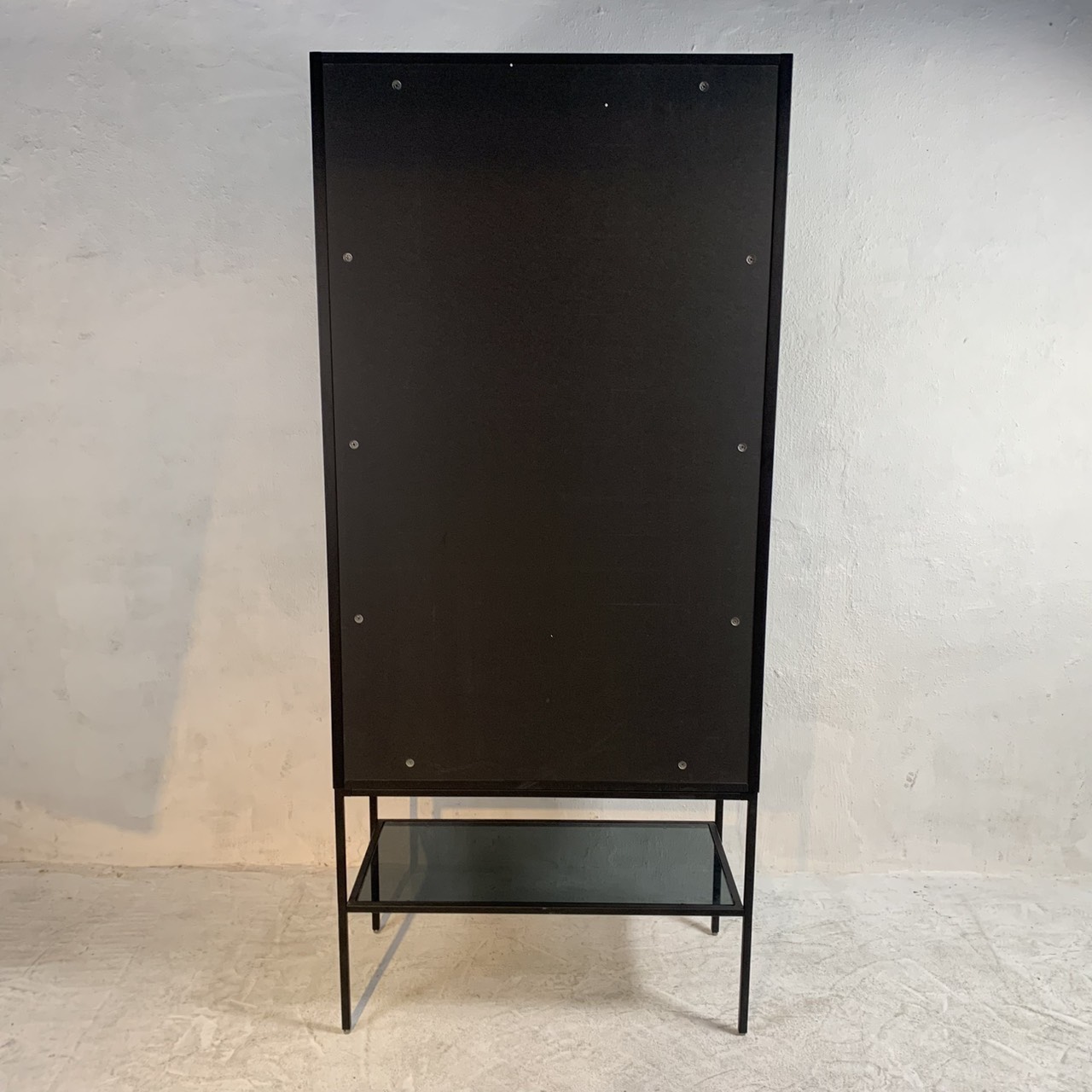 BoConcept Lisbon ボーコンセプト リスボン ガラスキャビネット 詳細2