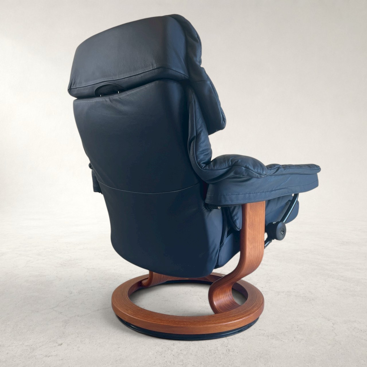 EKORNES エコーネス ストレスレス レノ Mサイズ リクライニングチェア 詳細3