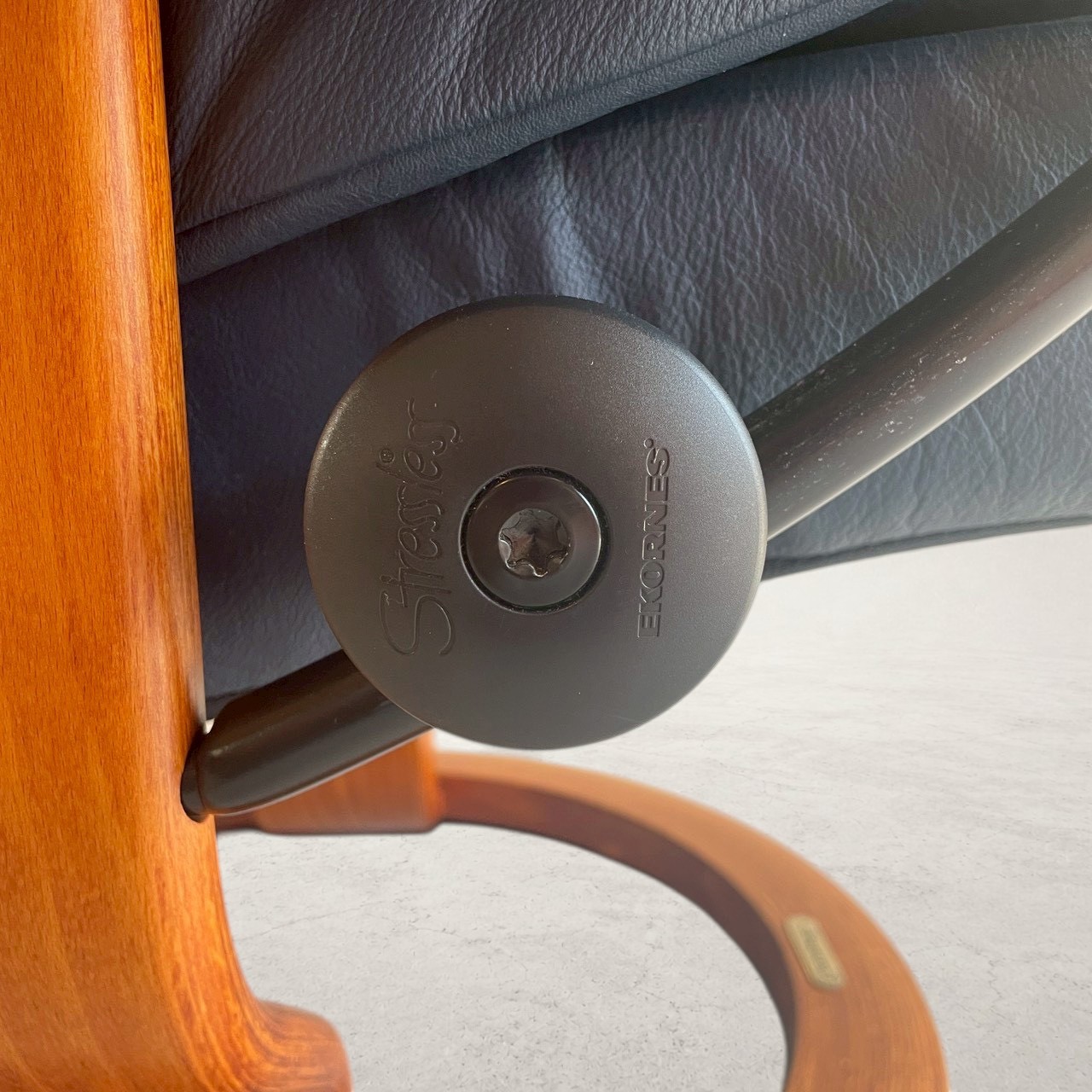 EKORNES エコーネス ストレスレス レノ Mサイズ リクライニングチェア 詳細8