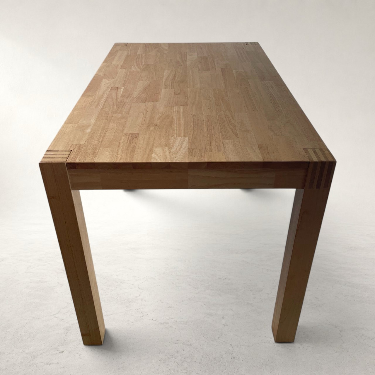 IKEA NORDBY ダイニングテーブル オーク無垢材 4人用 詳細2