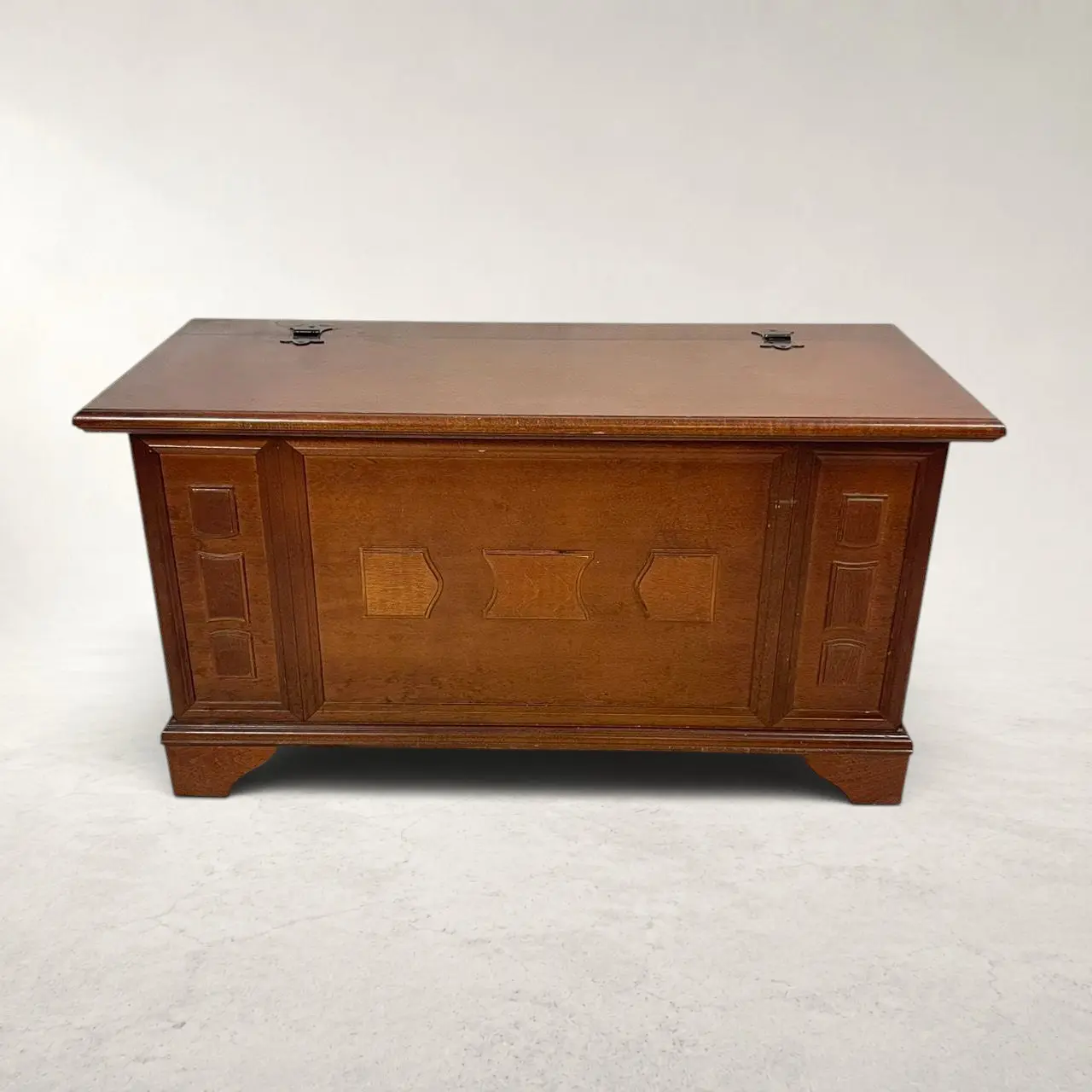 【used】IKEA（イケア）「HEMNES（ヘムネス）」サイドテーブル IKEA HEMNES（イケア ヘムネス） ベッドサイドテーブル | 中古家具