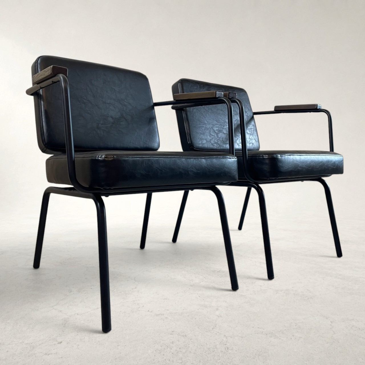 moda en casa モーダ・エン・カーサ FLYING TABLE ガラス センター